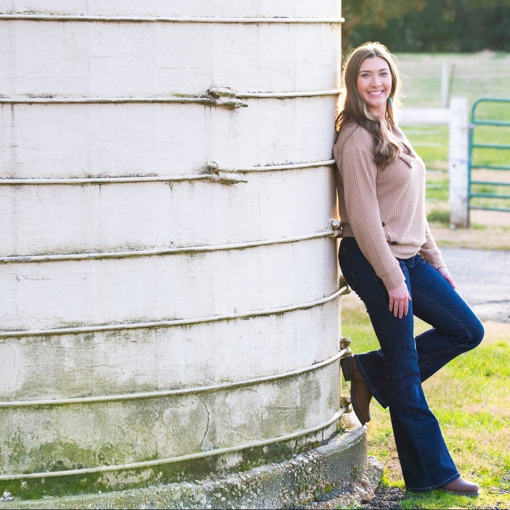 Meet your Posher, Hailey